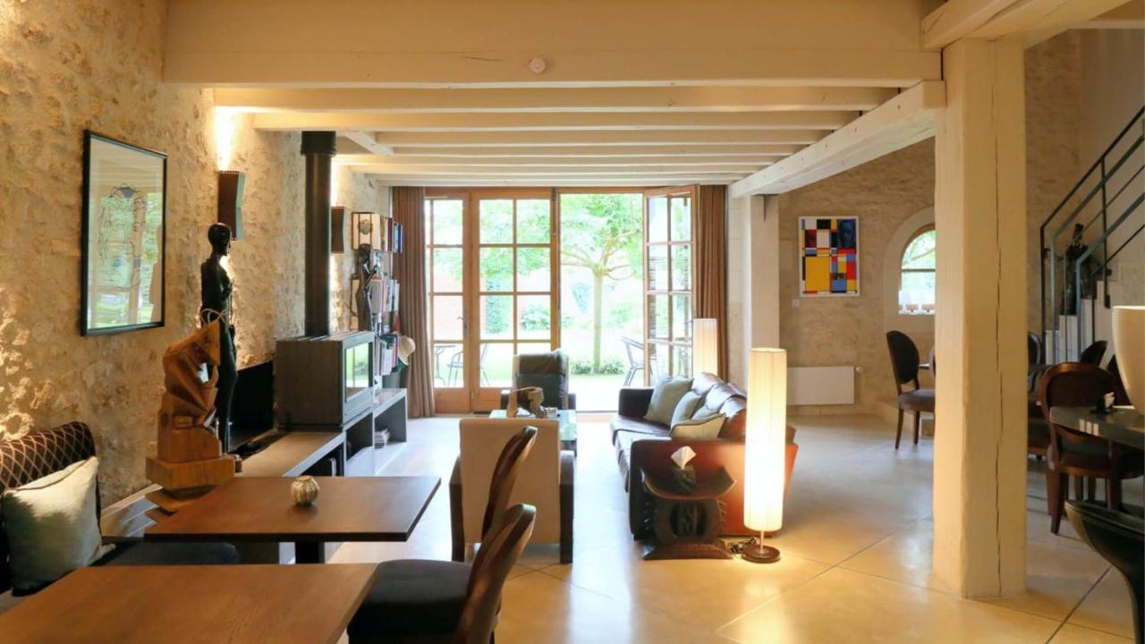 Les Loges De Saint Eloi Bed & Breakfast Pontlevoy ภายนอก รูปภาพ