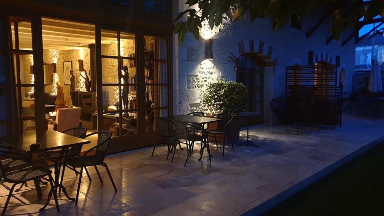 Les Loges De Saint Eloi Bed & Breakfast Pontlevoy ภายนอก รูปภาพ